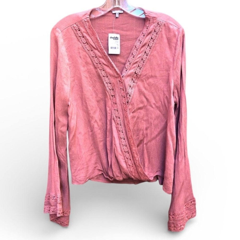 CHARLOTTE RUSSE wrap top, size L, NWT